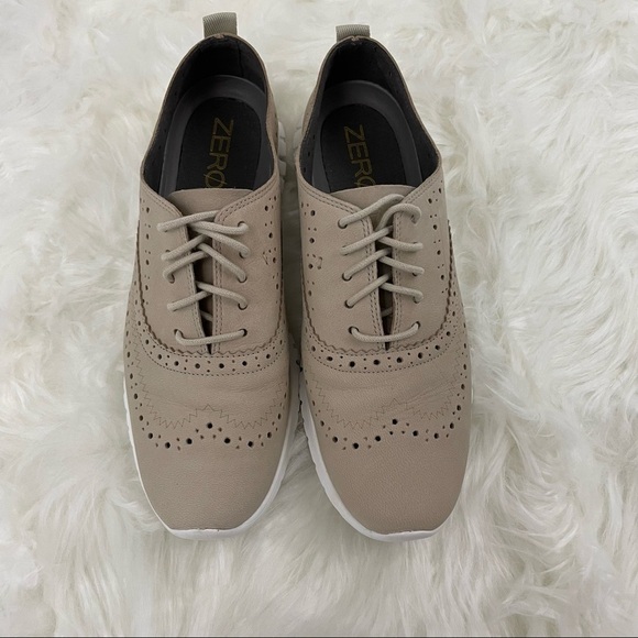 Cole Haan “Zerogrand” Wingtip Oxford Sneakers, Beige and White, Size 6.5 - Picture 4 of 8